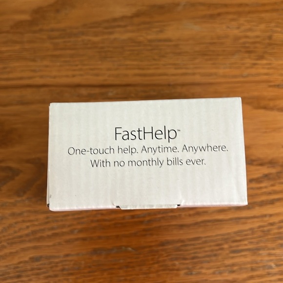 FastHelp™ Medical Alert Device 4G - NO Monthly FEES - Picture 8 of 9